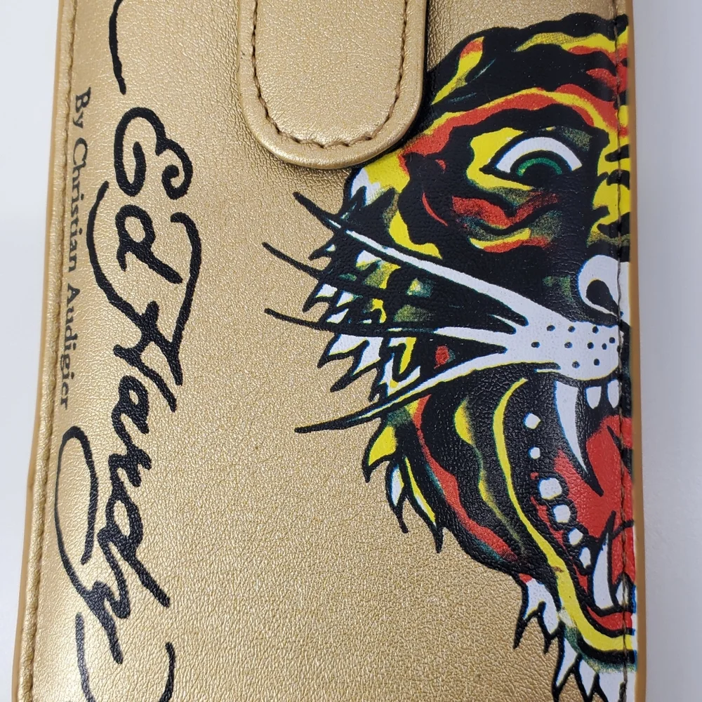 ED HARDY GOLD UNIVERSAL CELL PHONE CASE WITH LEATHER PULL & SNAP CLOSURE. $48.00